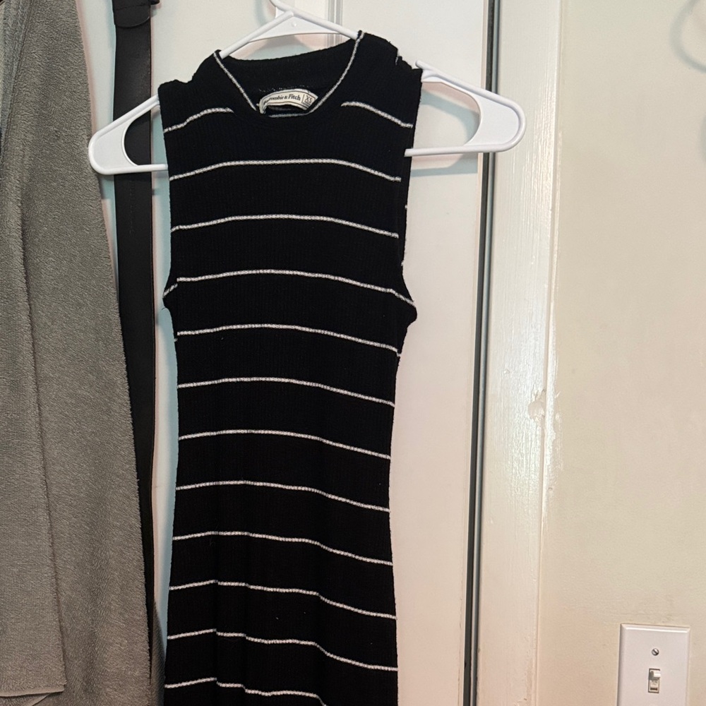 Abercrombie & Fitch Black and White Striped Midi Dress